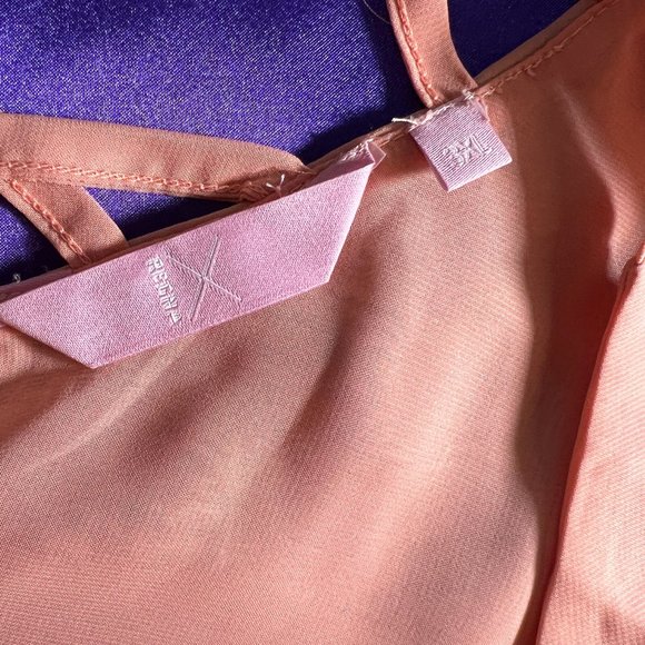 πRegna X / John F Gee Two Tank Tops one with a sexy back - Picture 12 of 16